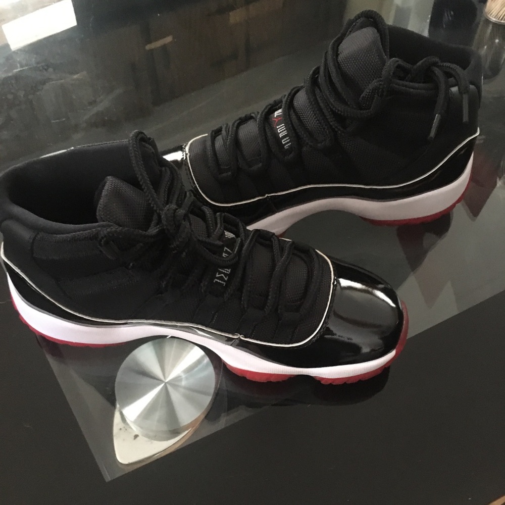 ❌SOLD❌Jordan Bred 11